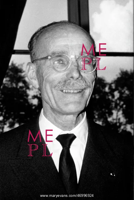 : Physicist Pierre Victor Auger 1899 - 1993 : Physicist Pierre Victor Auger 1899 - 1993