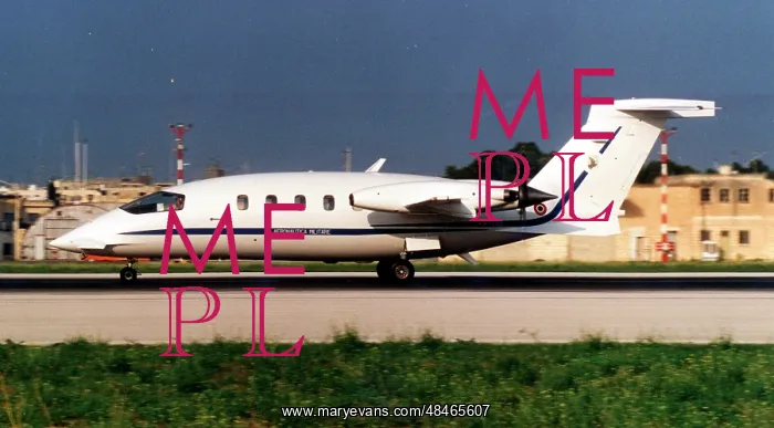 : Piaggio P-180 Avanti MM62162 : Piaggio P-180 Avanti MM62162