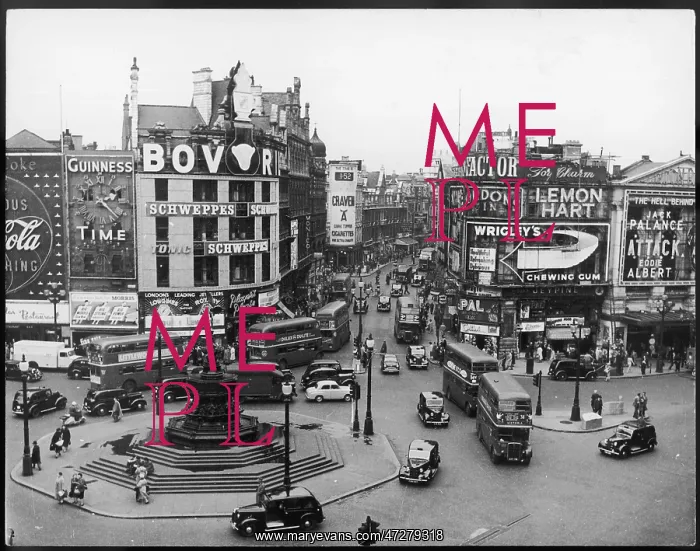 : PICCADILLY CIRCUS 1956 : PICCADILLY CIRCUS 1956