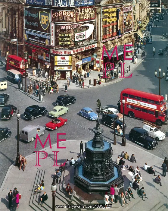 : Piccadilly Circus, London - Statue of Eros : Piccadilly Circus, London - Statue of Eros