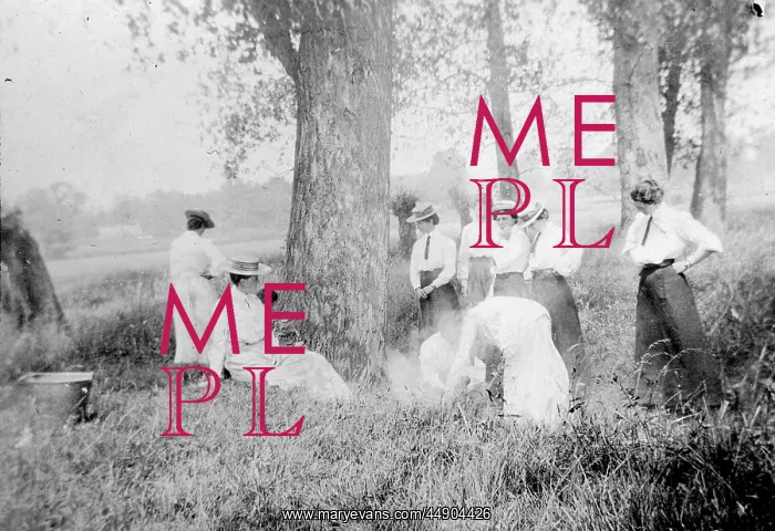  : Picnic student group