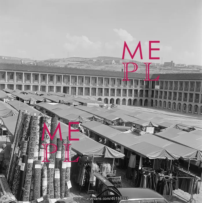 : Piece Hall, Halifax, Yorkshire : Piece Hall, Halifax, Yorkshire