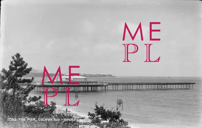 : The Pier at Colwyn Bay : The Pier at Colwyn Bay