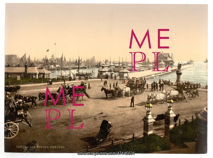 : The pier, Lowestoft, England : The pier, Lowestoft, England