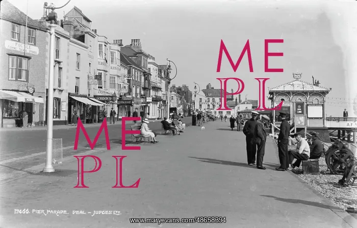 : Pier Parade in Deal : Pier Parade in Deal