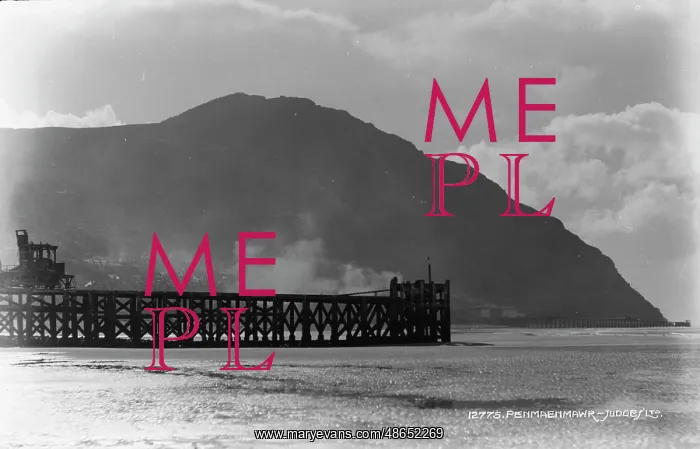 : Pier at Penmaenmawr : Pier at Penmaenmawr