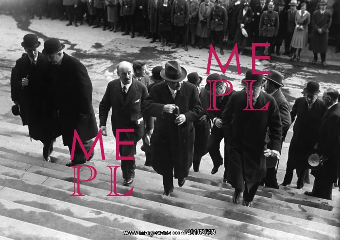 : Pierre Laval : Pierre Laval