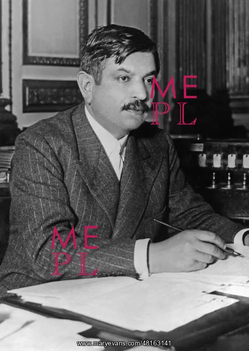 : Pierre Laval : Pierre Laval