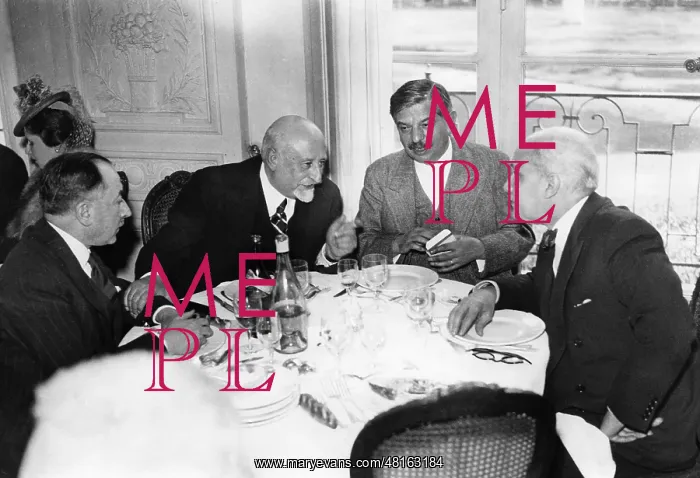 : Pierre Laval : Pierre Laval