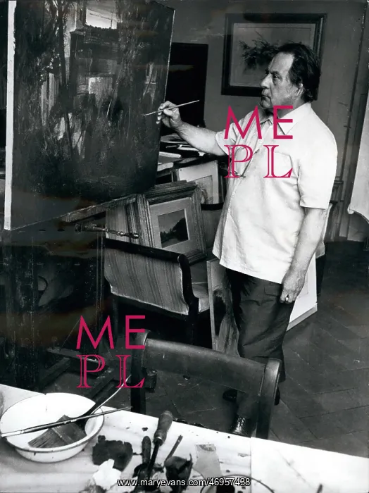 : Pietro Annigoni, Italian painter, in his studio : Pietro Annigoni, Italian painter, in his studio