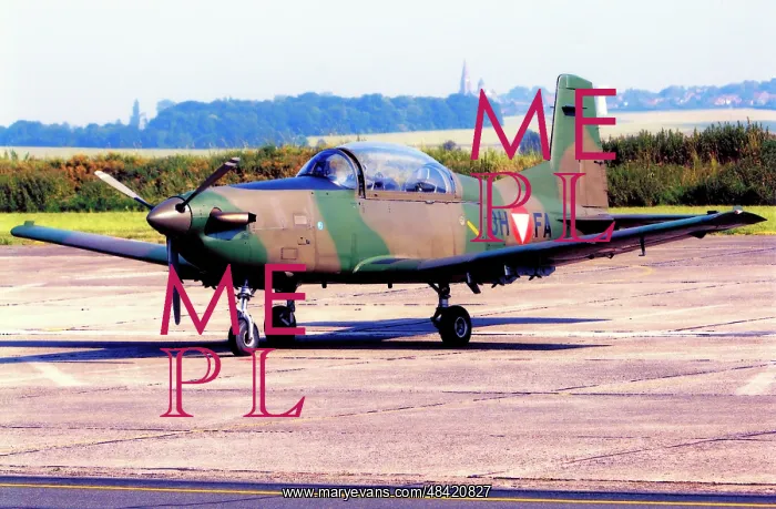 : Pilatus PC-7 Turbo Trainer 3H-FA : Pilatus PC-7 Turbo Trainer 3H-FA