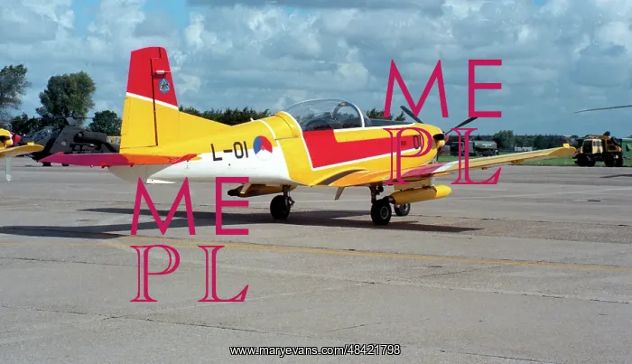 : Pilatus PC-7 Turbo Trainer L-01 : Pilatus PC-7 Turbo Trainer L-01