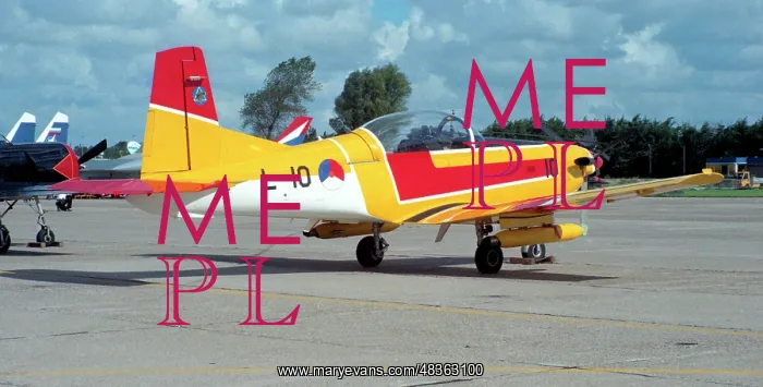 : Pilatus PC-7 Turbo Trainer L-10 : Pilatus PC-7 Turbo Trainer L-10