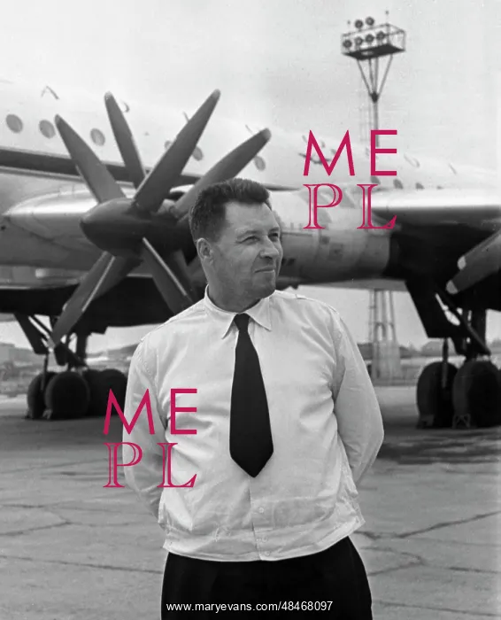 : Pilot Ivan Sukhomlin : Pilot Ivan Sukhomlin