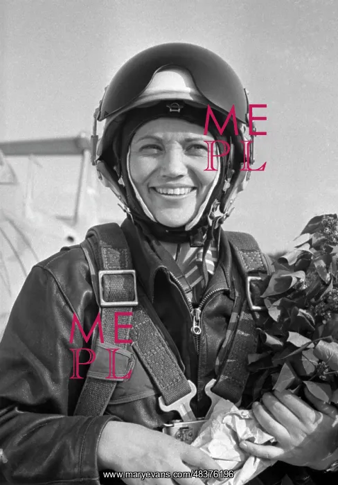 : Pilot M.L. Popovich : Pilot M.L. Popovich