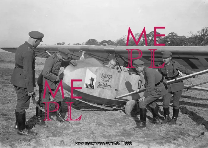 : Pilot training of the Reichswehr, 1920s : Pilot training of the Reichswehr, 1920s