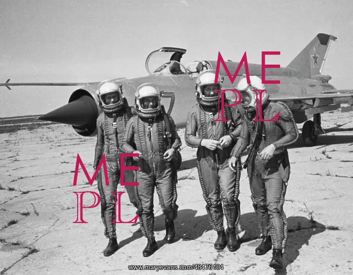 : Pilots. USSR. June 10, 1972. Pilots of a jet fighter after the flight : Pilots. USSR. June 10, 1972. Pilots of a jet fighter after the flight