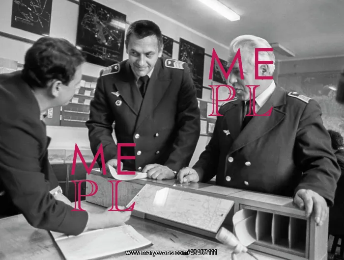 : Pilots of civil aviation : Pilots of civil aviation