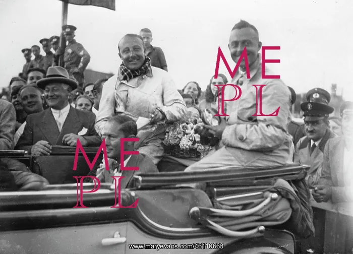 : The pilots Hans Seidemann (left) and : The pilots Hans Seidemann (left) and