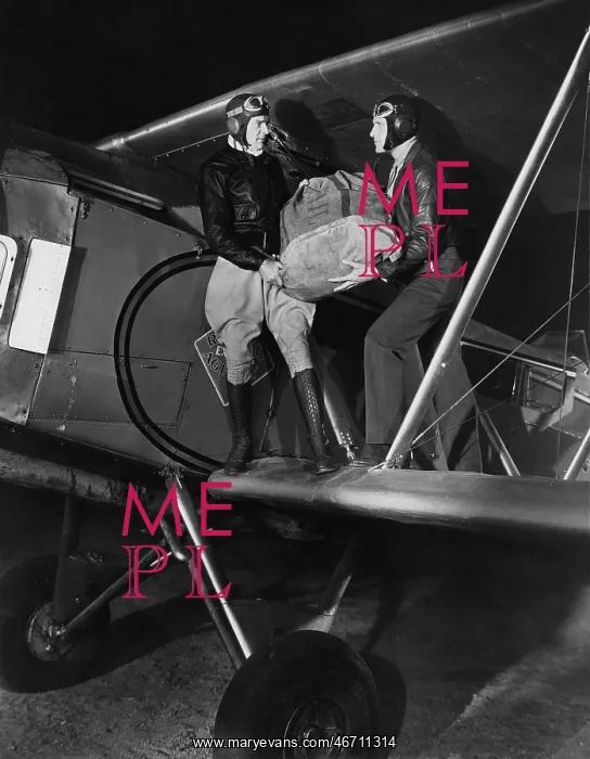 : Two pilots on a mail plane : Two pilots on a mail plane