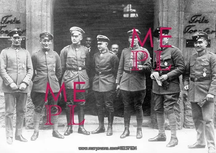 : Pilots of the Richthofen fighterplane squadron 1918 : Pilots of the Richthofen fighterplane squadron 1918