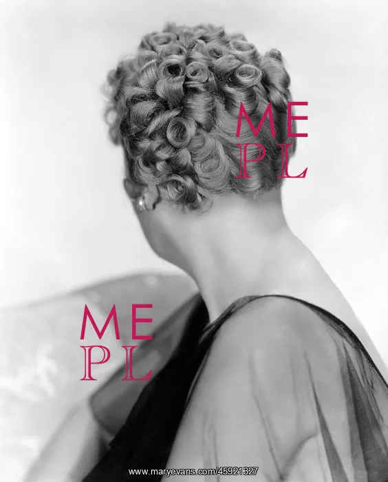  : Pin curls