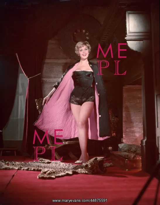 : PIN-UP IN CAPE 1950S : PIN-UP IN CAPE 1950S