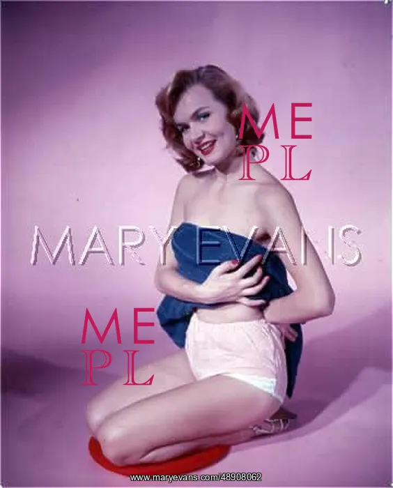 : PIN-UP SHOWS KNICKERS : PIN-UP SHOWS KNICKERS