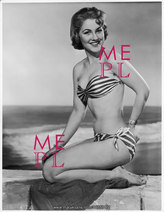 : PIN-UP IN STRIPES : PIN-UP IN STRIPES