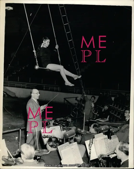 : Pinito, circus acrobat, rehearses with orchestra, London : Pinito, circus acrobat, rehearses with orchestra, London