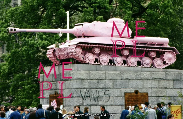 : Pink tank commemorating liberation of Prague : Pink tank commemorating liberation of Prague