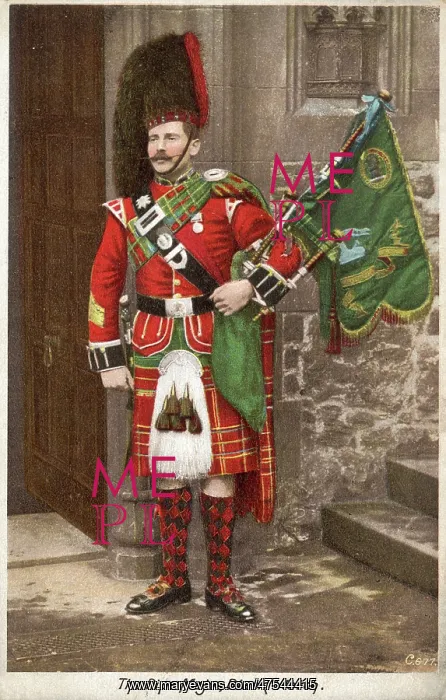 : The Pipe Major - Black Watch : The Pipe Major - Black Watch