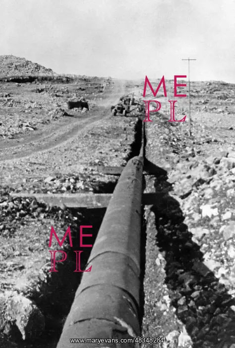 : Pipeline from Iraq to Haifa, 1935 : Pipeline from Iraq to Haifa, 1935