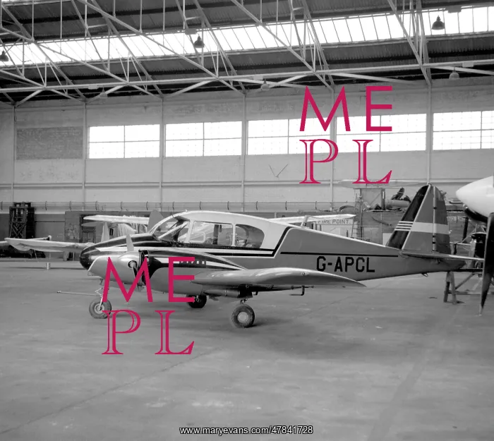 : Piper Apache G-APCL : Piper Apache G-APCL