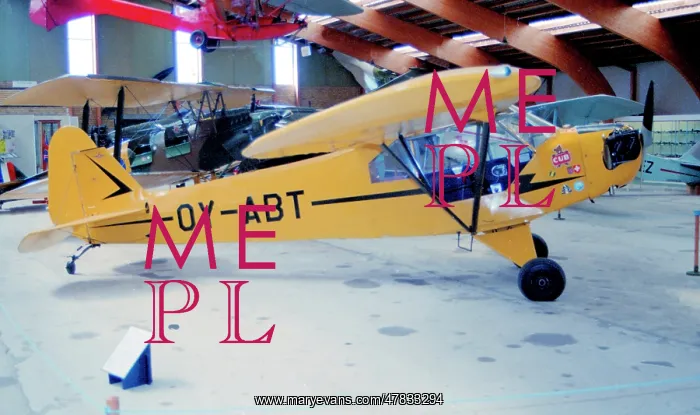 : Piper J-3 Cub OY-ABT : Piper J-3 Cub OY-ABT