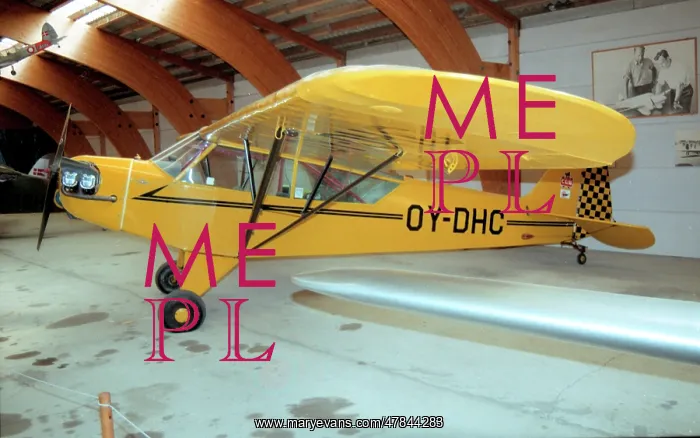 : Piper J3C-65 Cub OY-DHC : Piper J3C-65 Cub OY-DHC