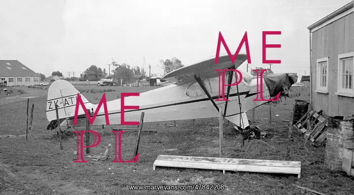 : Piper J3C-65 Cub ZK-ATU : Piper J3C-65 Cub ZK-ATU