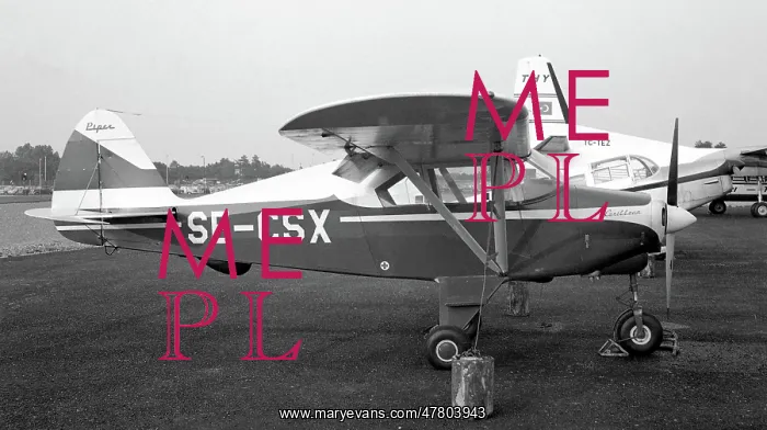 : Piper PA-22 Caribbean SE-CSX : Piper PA-22 Caribbean SE-CSX