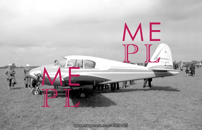 : Piper PA-23-160 Apache EI-AKI : Piper PA-23-160 Apache EI-AKI