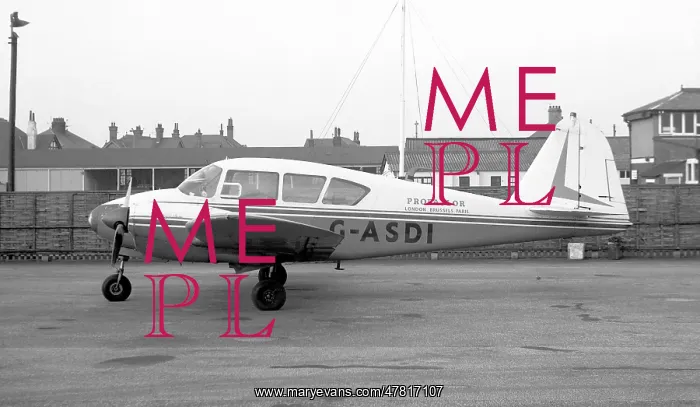 : Piper PA-23 Apache G-ASDI : Piper PA-23 Apache G-ASDI