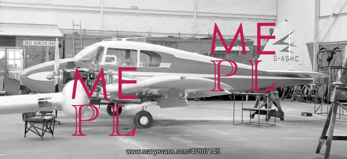 : Piper PA-23 Apache G-ASHC : Piper PA-23 Apache G-ASHC