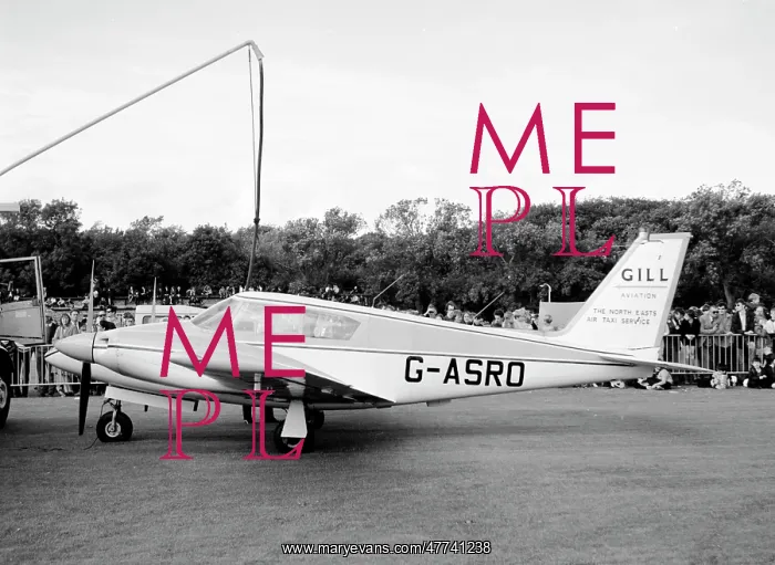 : Piper PA-30 Twin Commanche - G-ASRO : Piper PA-30 Twin Commanche - G-ASRO