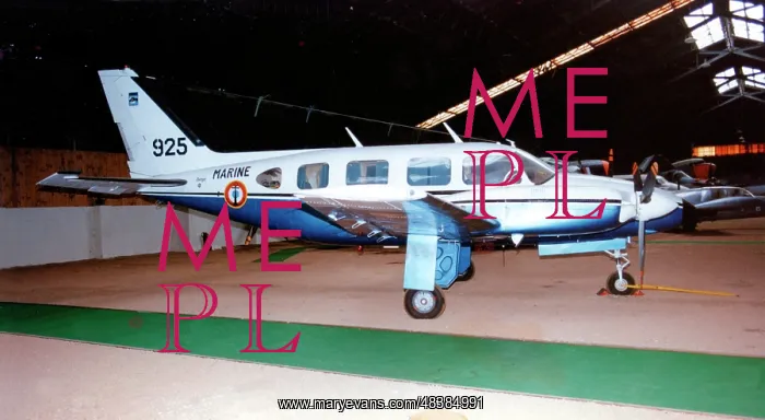  : Piper Turbo Navajo B 925