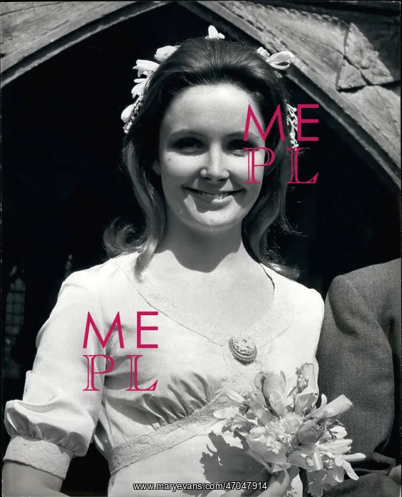 : Pippa Steel, actress, at her wedding : Pippa Steel, actress, at her wedding