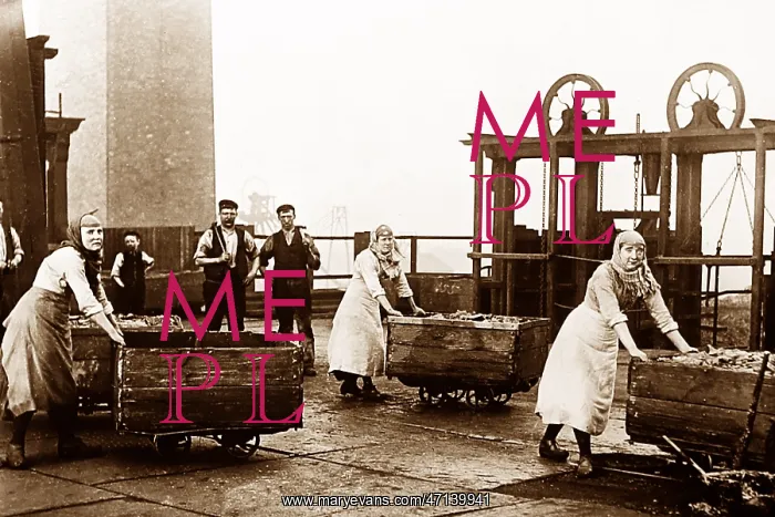  : Pit Brow Lasses, Moss Hall, Lancashire, Victorian period