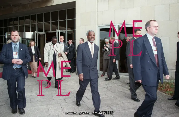: Pj Patterson Walks To Opening : Pj Patterson Walks To Opening
