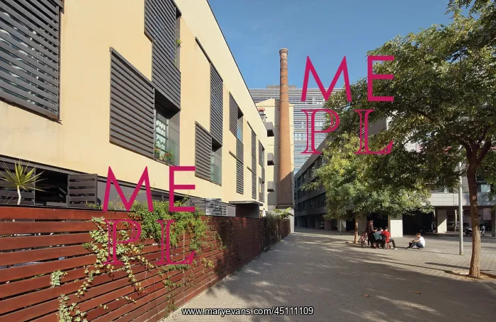 : Placa de Merce Sala, El Poblenou, Barcelona, Catalonia : Placa de Merce Sala, El Poblenou, Barcelona, Catalonia