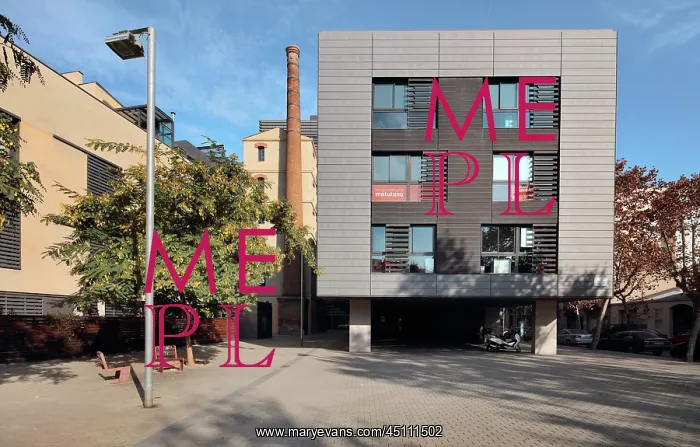 : Placa de Merce Sala, El Poblenou, Barcelona, Catalonia : Placa de Merce Sala, El Poblenou, Barcelona, Catalonia
