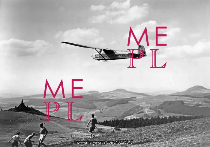 : Planes at a gliding competition, 1933 : Planes at a gliding competition, 1933