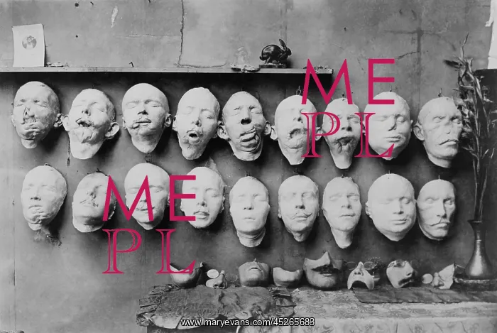 : Plaster casts of WW1 soldiers mutilated faces : Plaster casts of WW1 soldiers mutilated faces